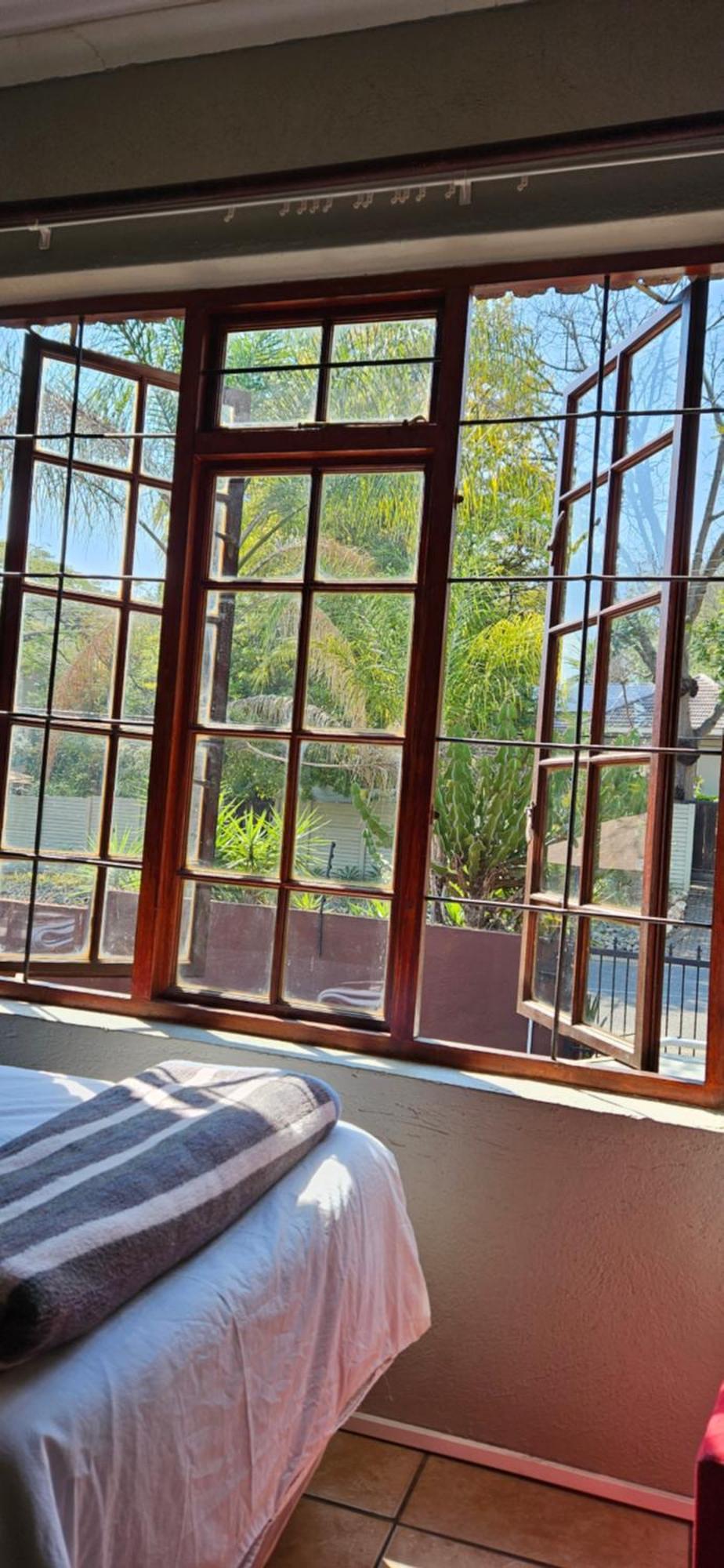 Old Vic Travellers Inn Nelspruit Mbombela Luaran gambar