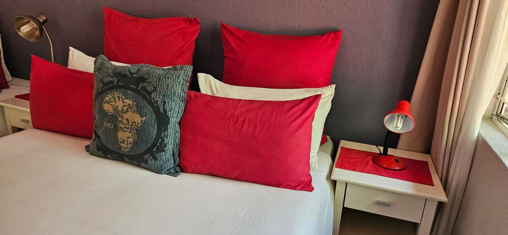 Old Vic Travellers Inn Nelspruit Mbombela Luaran gambar