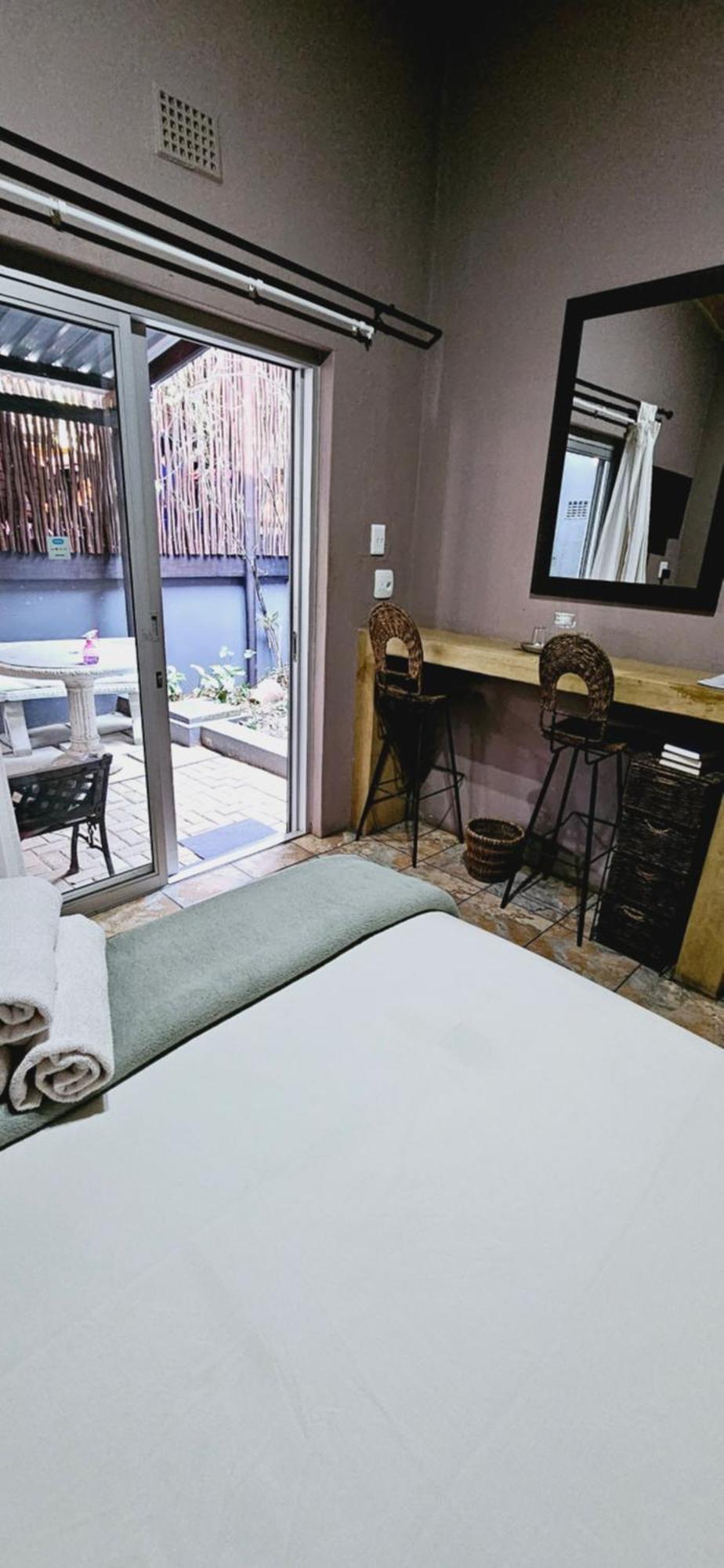 Old Vic Travellers Inn Nelspruit Mbombela Luaran gambar