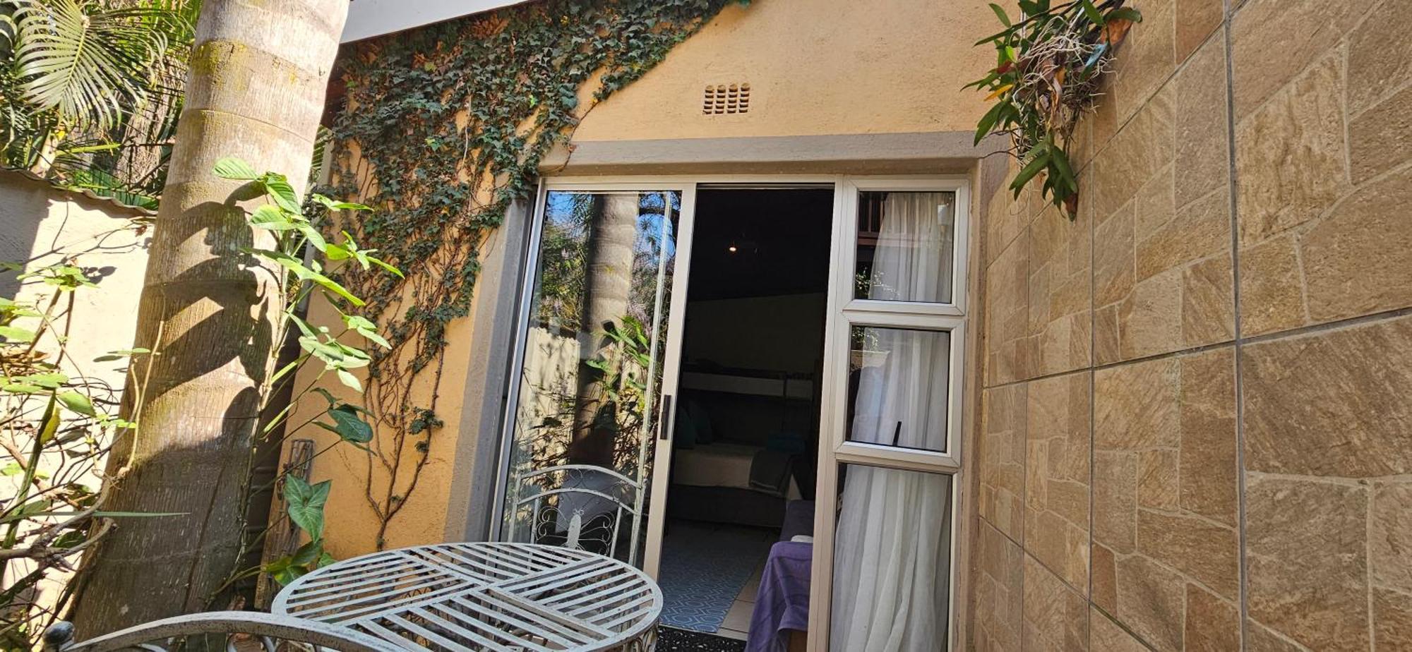 Old Vic Travellers Inn Nelspruit Mbombela Luaran gambar